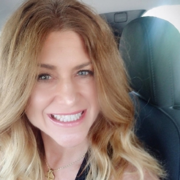 Meet your Posher, Michelle - Picture 2 of 2